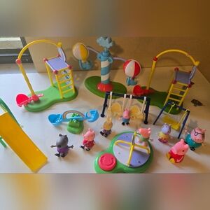 Peppa Pig  Playground Playset with Figures